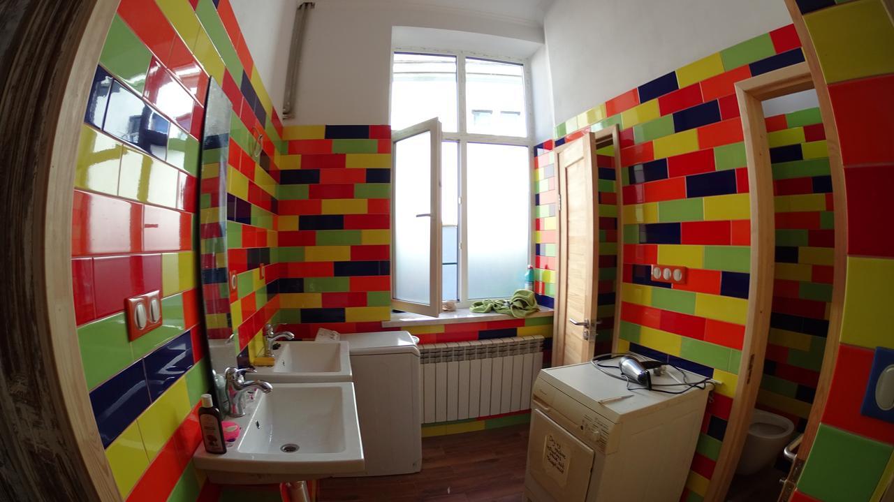 Hostel Mif Ivano-Frankivsk Eksteriør billede