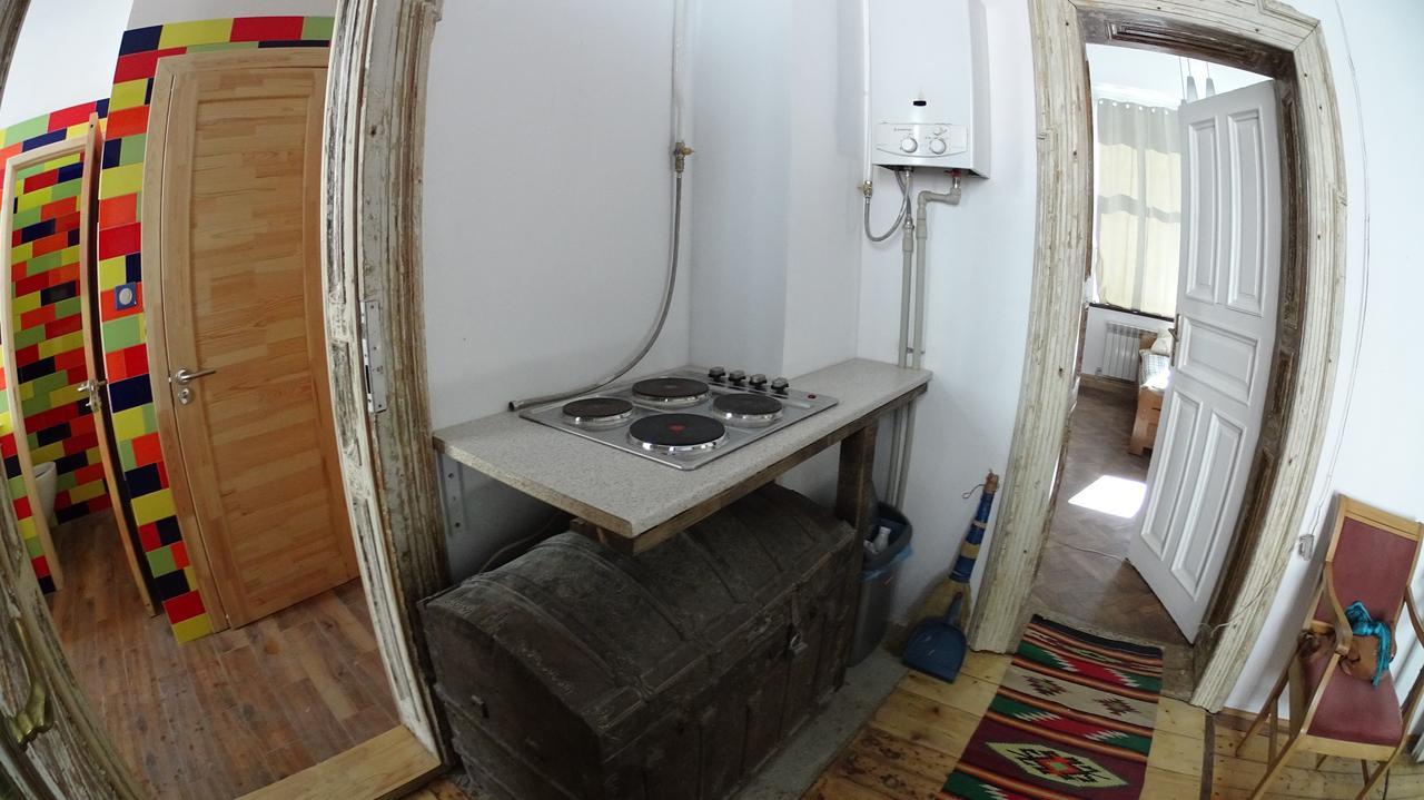 Hostel Mif Ivano-Frankivsk Eksteriør billede